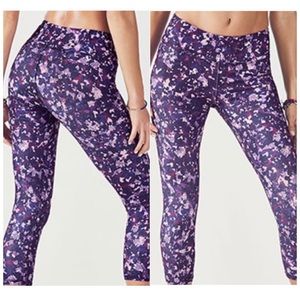 Fabletics Salar Print Capri Leggings